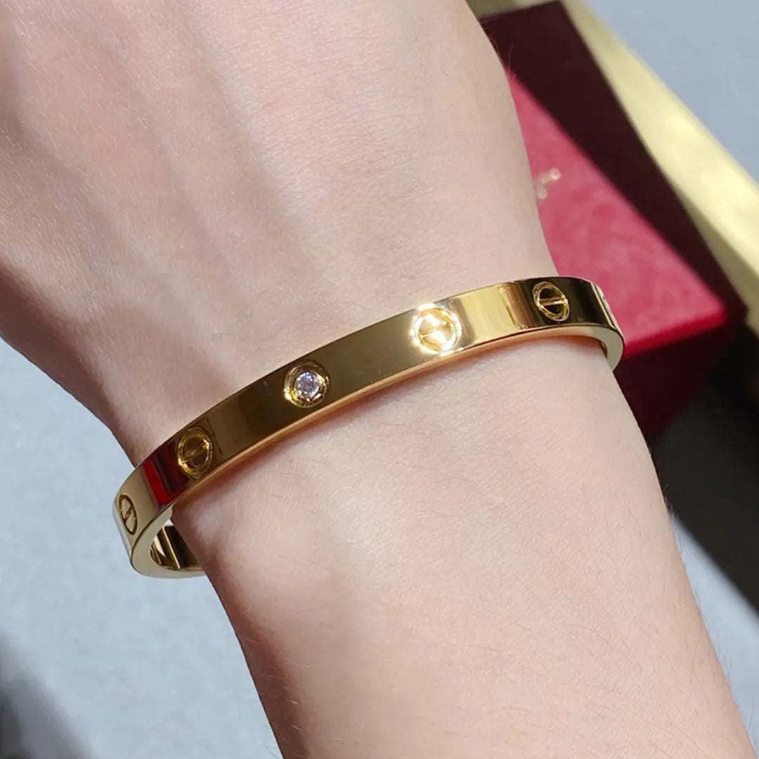 Love Handcuff Bracelet Cartier